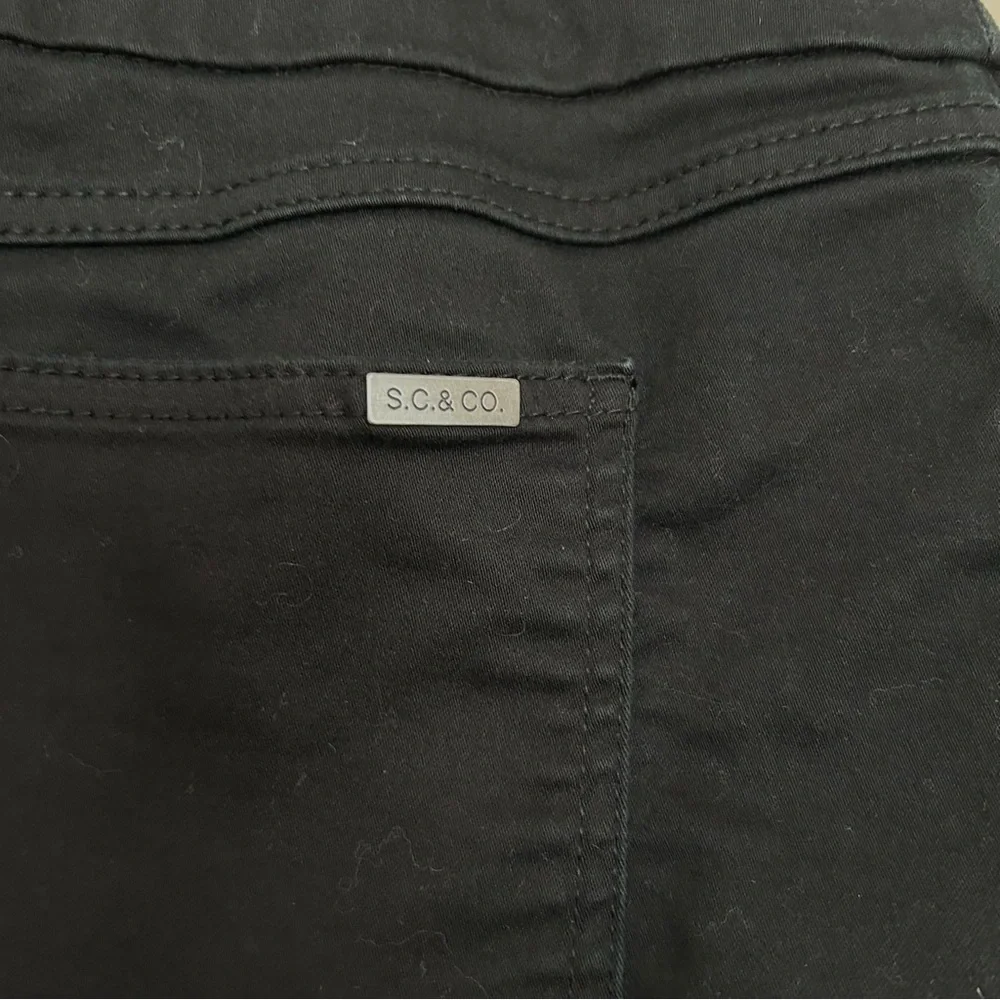S.C. & Co. Elegant Black Pencil Skirt / Skort - Picture 7 of 8